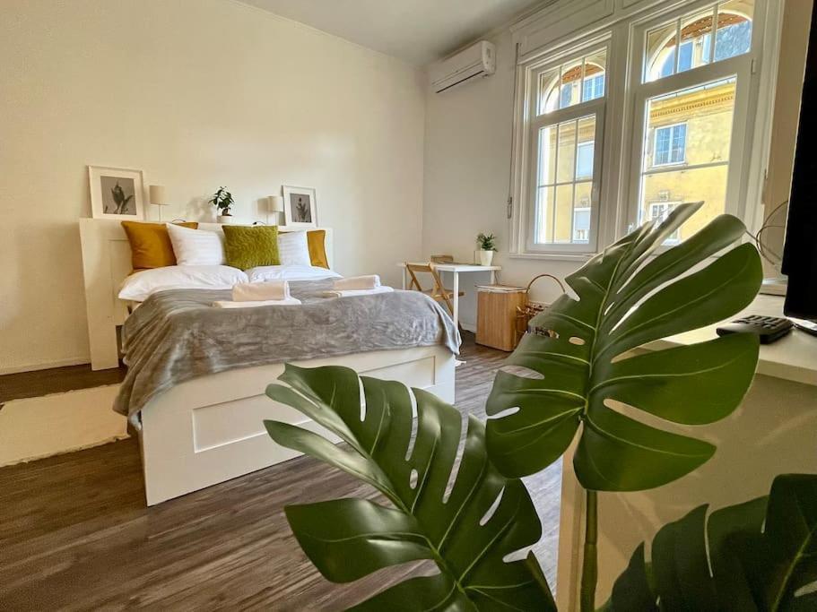 Studio27 - With Balcony At The Buda Castle Appartement